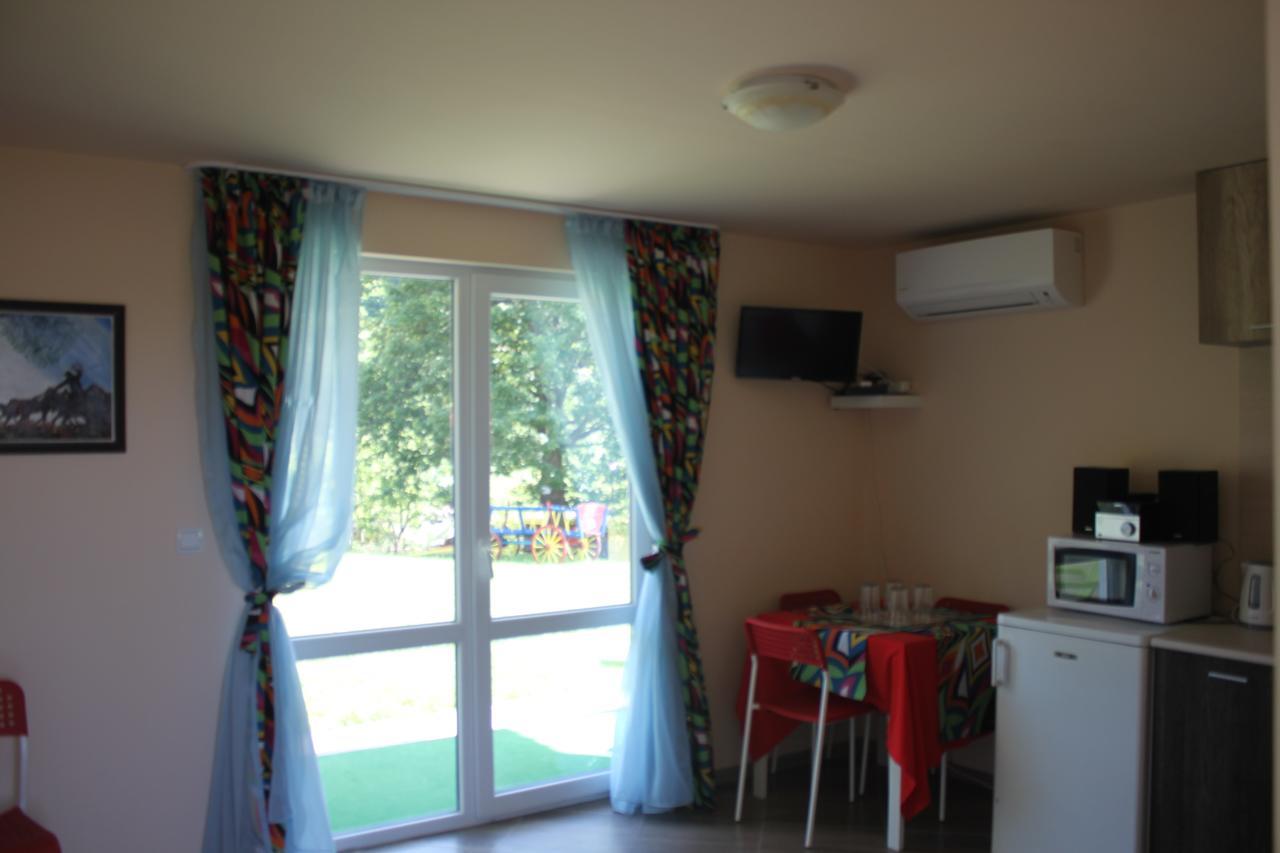 Chervena Lokva Guest House Daskalov מראה חיצוני תמונה