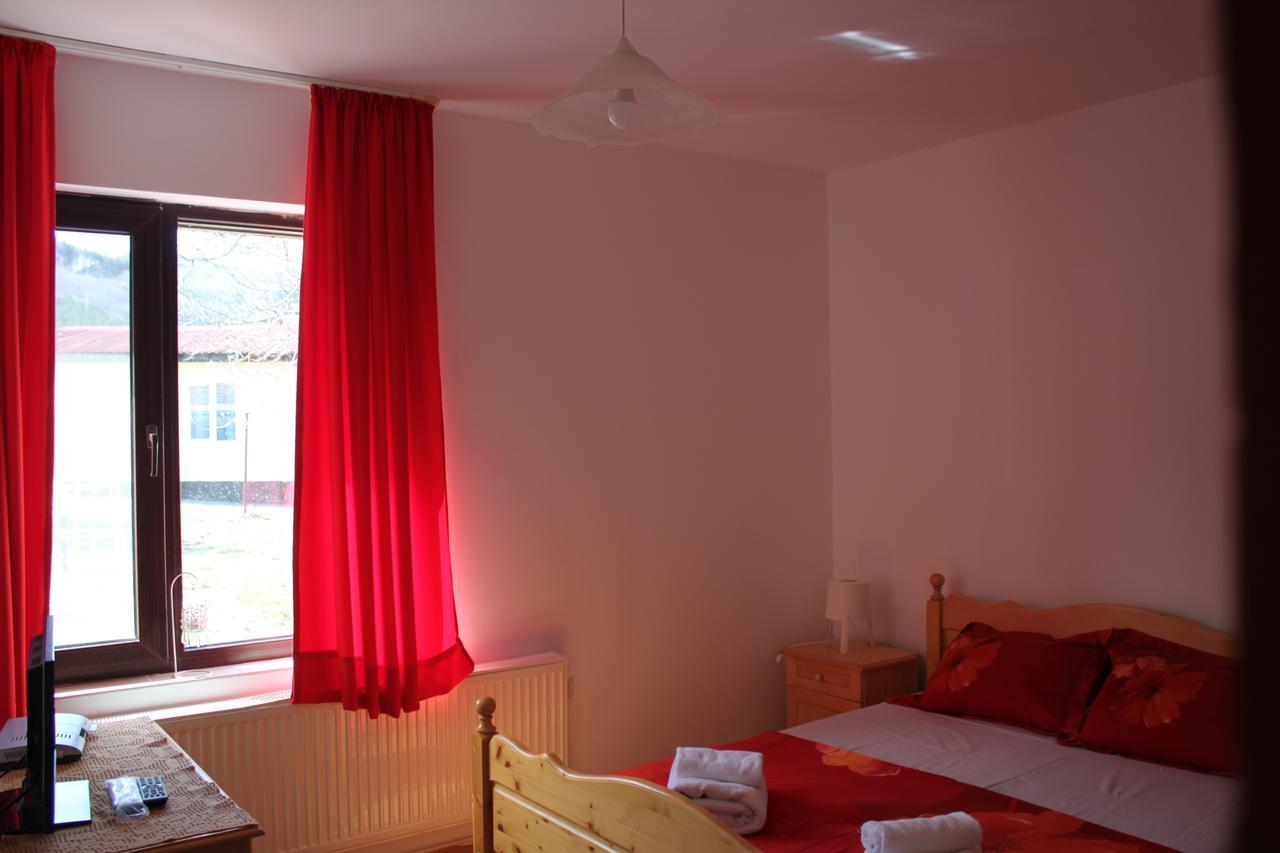 Chervena Lokva Guest House Daskalov מראה חיצוני תמונה